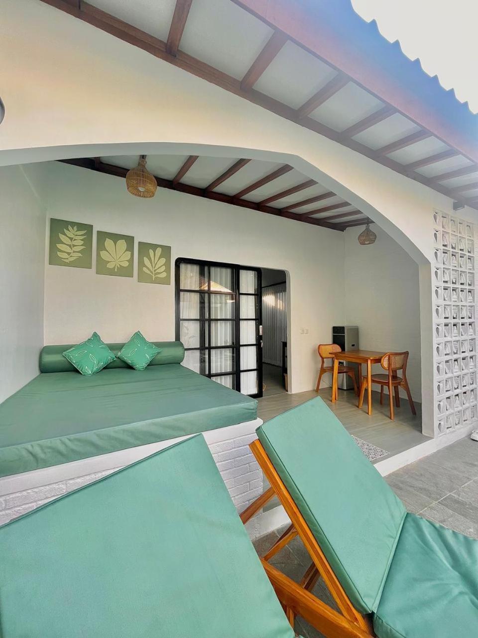 Cozy Lombok Resort 3*